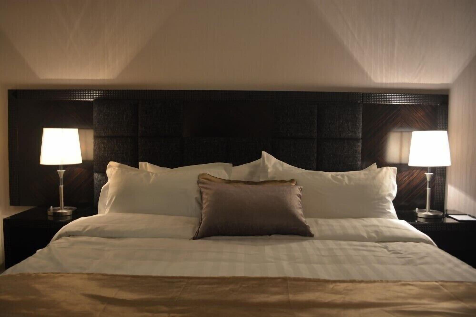 Tilal Almadina Hotel & Suites Amman Exteriör bild