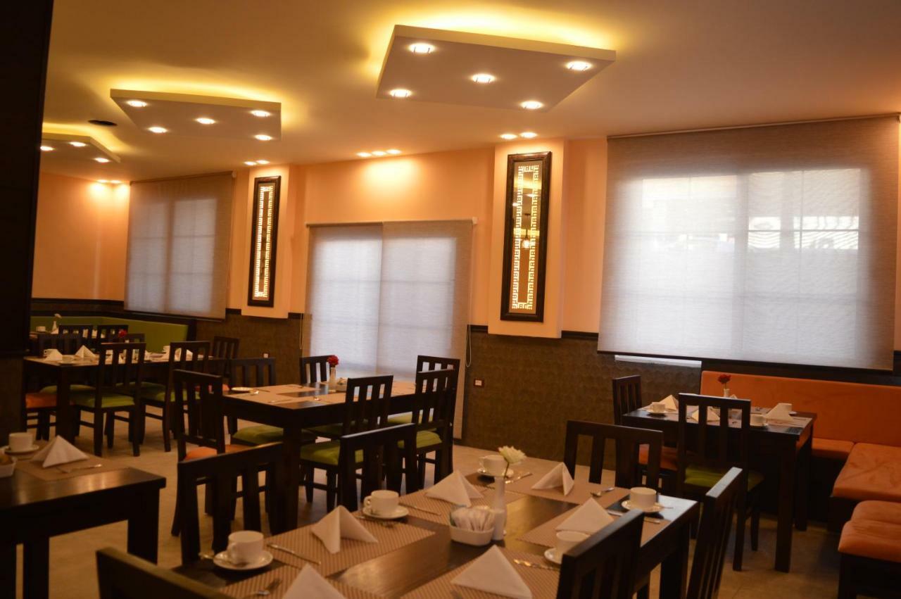 Tilal Almadina Hotel & Suites Amman Exteriör bild